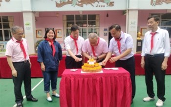 常怀感恩,心存大爱